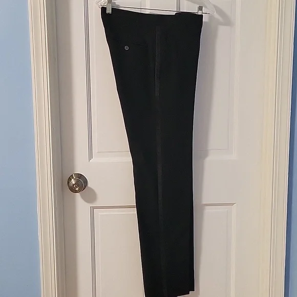 J. Ferrar Black Slim Tuxedo Style Dress Pants 30 X 32 - Picture 9 of 12